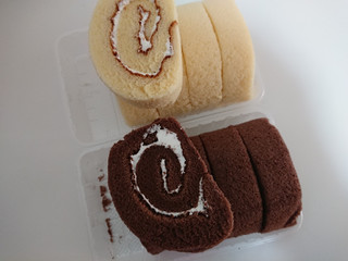 「ヤマザキ 5つに切ったロールケーキ チョコ 袋5個」のクチコミ画像 by ぺりちゃんさん