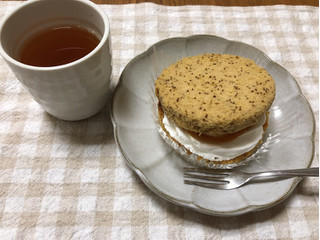「ファミリーマート アールグレイ香る紅茶のシフォンサンド」のクチコミ画像 by nagomi7さん