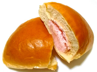「第一パン 酪王いちごオレクリームパン 袋1個」のクチコミ画像 by つなさん