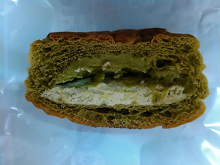 「ローソン NL 大麦の抹茶ホイップパン」のクチコミ画像 by ゆぅこさん