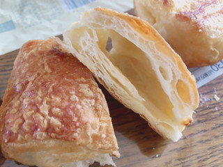 「ローソン 塩チーズデニッシュ バター風味 3個入」のクチコミ画像 by gggさん