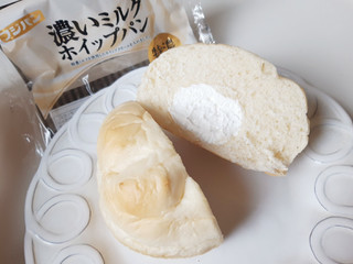 「フジパン 濃いミルクホイップパン 袋1個」のクチコミ画像 by MAA しばらく不在さん