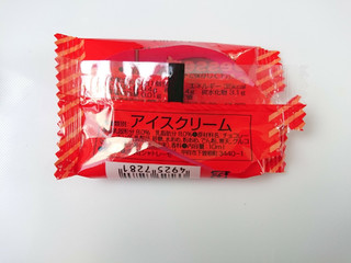 「シャトレーゼ デザートショコラボール バニラ 袋1個」のクチコミ画像 by ぺりちゃんさん