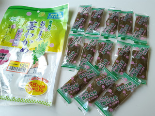 「村岡食品 おつまみ 茎わかめ 梅しそ風味 袋125g」のクチコミ画像 by MAA しばらく不在さん