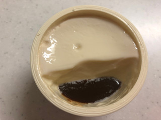 「メイトー メイトーのなめらかプリン チョコ味ソース カップ105g」のクチコミ画像 by sarienonさん