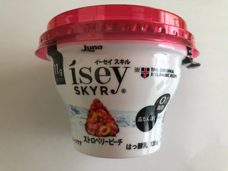 「日本ルナ Isey SKYR ストロベリーピーチ カップ120g」のクチコミ画像 by sarienonさん