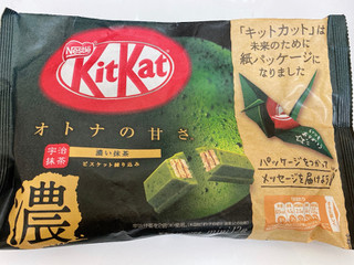 「ネスレ キットカット ミニ オトナの甘さ 濃い抹茶 袋12枚」のクチコミ画像 by IKT0123さん
