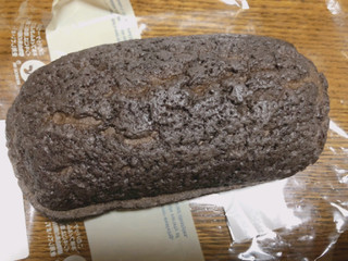 「セブン-イレブン 生チョコホイップメロンパン」のクチコミ画像 by gggさん
