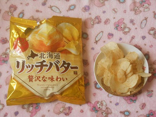 「山芳製菓 ポテトチップス 北海道リッチバター味 袋55g」のクチコミ画像 by tibihiromiさん