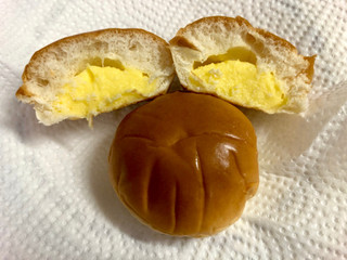 「ヤマザキ 薄皮 クリームパン 袋5個」のクチコミ画像 by SANAさん