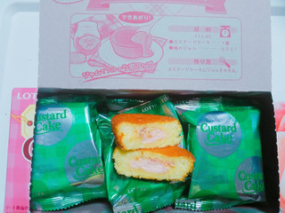 「ロッテ 甘熟桃のカスタードケーキ 箱6個」のクチコミ画像 by nag～ただいま留守にしております～さん