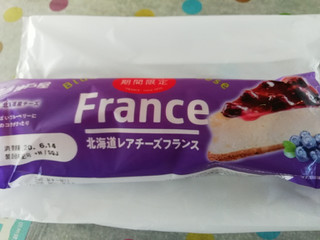 「神戸屋 レアチーズフランスパン 袋1個」のクチコミ画像 by レビュアーさん