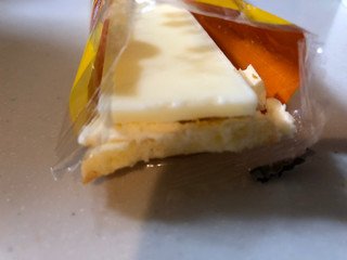 「ファミリーマート パキチョコ＆ラングドシャサンド チーズ」のクチコミ画像 by kina子いもさん