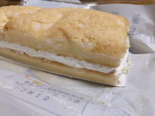「ヤマザキ ビスケットサンドケーキ 袋1個」のクチコミ画像 by gggさん