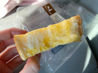 「ローソン マチノパン フランスパンのフレンチトースト 2個入」のクチコミ画像 by ちいぼうさん