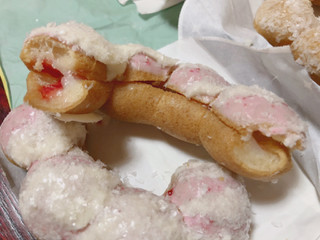 「ミスタードーナツ ポン・デ・いちごもちクリーム」のクチコミ画像 by gggさん