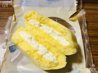 「ヤマザキ ふわふわスフレ レアチーズクリーム 袋1個」のクチコミ画像 by なしなしなしなしさん