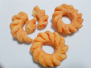 「ヤマザキ ドーナツステーション ウェーブリングドーナツ 袋3個」のクチコミ画像 by nag～ただいま留守にしております～さん