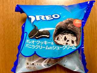 「オランジェ OREOクッキー＆バニラクリームのシュークリーム 袋1個」のクチコミ画像 by ビールが一番さん