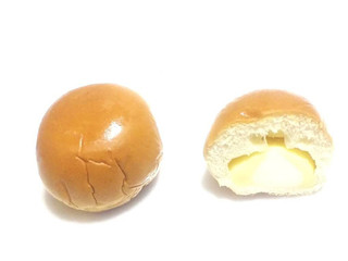「ヤマザキ 薄皮 バナナクリーム＆ヨーグルト風味クリームパン 袋5個」のクチコミ画像 by いちごみるうさん