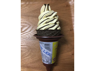 「ローソン Uchi Cafe’ SWEETS チョコバナナワッフルコーン」のクチコミ画像 by こまつなさん
