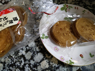 「フジタ製菓 厚焼きクッキーせんべい 袋5枚」のクチコミ画像 by おうちーママさん