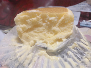 「ヤマザキ 北海道チーズ蒸しケーキのとろけるぷりん 袋1個」のクチコミ画像 by gggさん