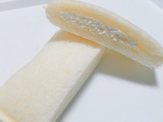「ヤマザキ ランチパック バナナミルク風味 袋2個」のクチコミ画像 by nag～ただいま留守にしております～さん