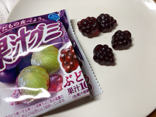 「明治 果汁グミアソート 袋13g×12」のクチコミ画像 by もぐミさん