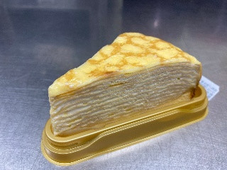 ローソン くちどけレアチーズミルクレープ