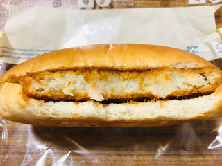 「セブン-イレブン 北海道産じゃがいものコロッケパン」のクチコミ画像 by なしなしなしなしさん