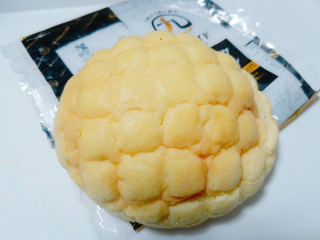 「リョーユーパン 九州メイド 阿蘇ミルクメロンパン 袋1個」のクチコミ画像 by nag～ただいま留守にしております～さん