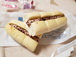 「ヤマザキ Bread Selection ちぎれるチョコホイップパン 袋1個」のクチコミ画像 by はまポチさん