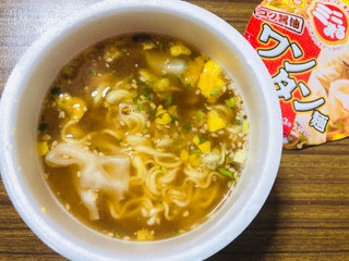 「マルちゃん ミニまる コク醤油ワンタン麺 カップ46g」のクチコミ画像 by なしなしなしなしさん