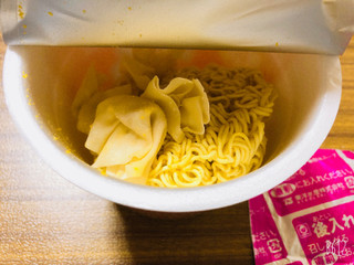 「マルちゃん ミニまる コク醤油ワンタン麺 カップ46g」のクチコミ画像 by なしなしなしなしさん