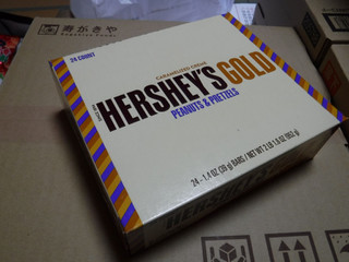 「HERSHEY’S GOLD ピーナッツ＆プレッツェル」のクチコミ画像 by 相模道灌さん