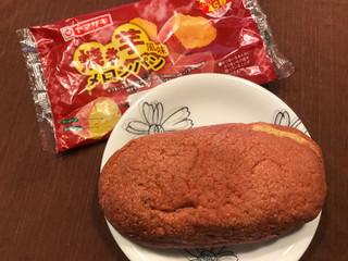 「ヤマザキ 焼き芋風味メロンパン 袋1個」のクチコミ画像 by やにゃさん