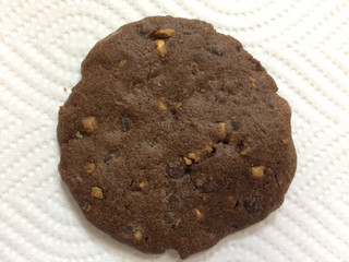 「ステラおばさんのクッキー ダブルチョコナッツ 袋1枚」のクチコミ画像 by SANAさん