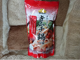 「トップバリュ ベストプライス 手軽に味わう キムチ鍋つゆ ストレートタイプ 袋750g」のクチコミ画像 by レビュアーさん