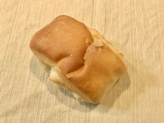 「無印良品 糖質10g以下のパン 塩バター 袋2個」のクチコミ画像 by やにゃさん