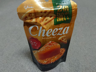 「江崎グリコ 生チーズのチーザ チェダーチーズ 袋40g」のクチコミ画像 by レビュアーさん