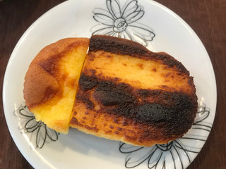 「ヤマザキ ボンシックベイクドチーズケーキ 袋1個」のクチコミ画像 by やにゃさん