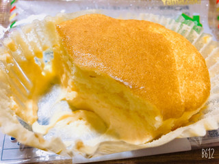 「ヤマザキ 北海道チーズ蒸しケーキのとろけるぷりん 袋1個」のクチコミ画像 by なしなしなしなしさん