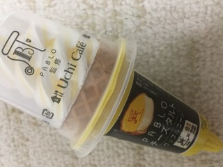 「ローソン Uchi Cafe’ SWEETS パブロチーズタルト ワッフルコーン」のクチコミ画像 by ドライマンさん