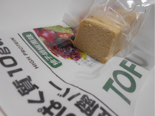 「セブン-イレブン 豆腐バー 柚子胡椒風味」のクチコミ画像 by コマメのグルメさん