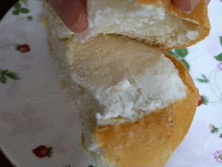 「すずらん すずらん牛乳パン 袋1個」のクチコミ画像 by おうちーママさん