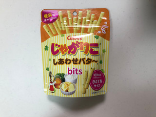 「カルビー じゃがりこ しあわせバタ～ bits 袋34g」のクチコミ画像 by こつめかわうそさん