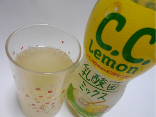 「サントリー C.C.レモン 乳酸菌ミックス ペット500ml」のクチコミ画像 by コマメのグルメさん