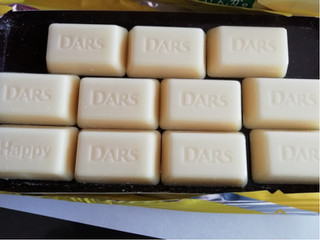 「森永製菓 DARS 柚子の白いダース 箱12粒」のクチコミ画像 by レビュアーさん