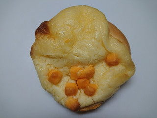 「ヤマザキ チーズパン はちみつゼリー入り 袋1個」のクチコミ画像 by レビュアーさん